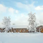 Kuukkeli Log Teerenpesae ゲストハウス サーリセルカ
