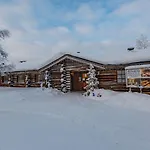 Kuukkeli Log Teerenpesae
