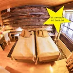 Kuukkeli Log Teerenpesae
