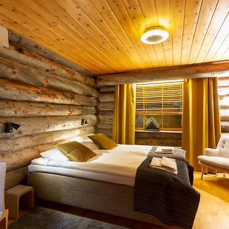 Kuukkeli Log Teerenpesae 4* Saariselka