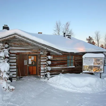 Kuukkeli Log Teerenpesae Guest house