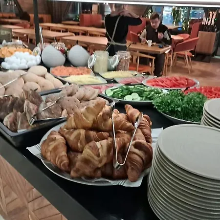 Kuukkeli Log Teerenpesae Guest house