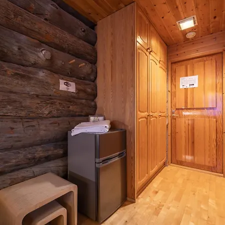 Guest house Kuukkeli Log Teerenpesae