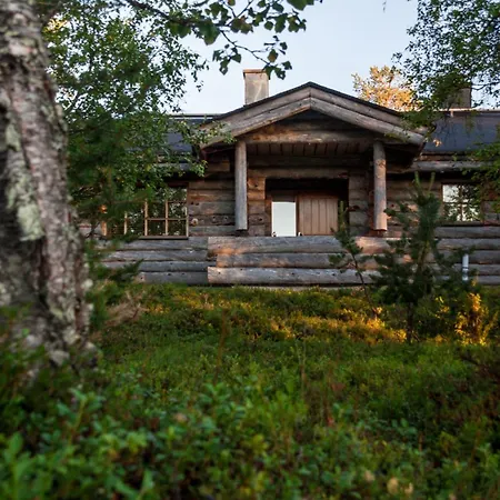 Kuukkeli Log Teerenpesae Saariselka