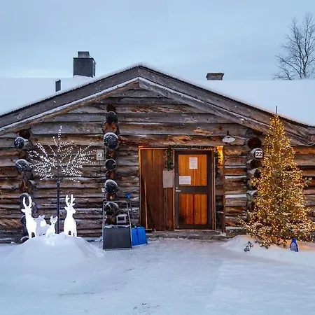 Pensionat Kuukkeli Log Teerenpesae Saariselkä