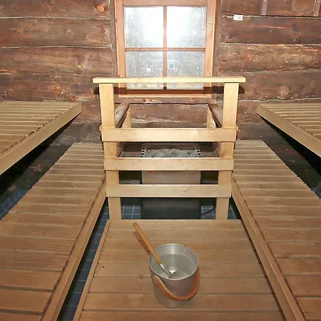 Kuukkeli Log Teerenpesae 4*