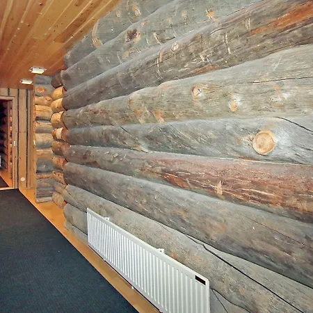 Pensionat Kuukkeli Log Teerenpesae