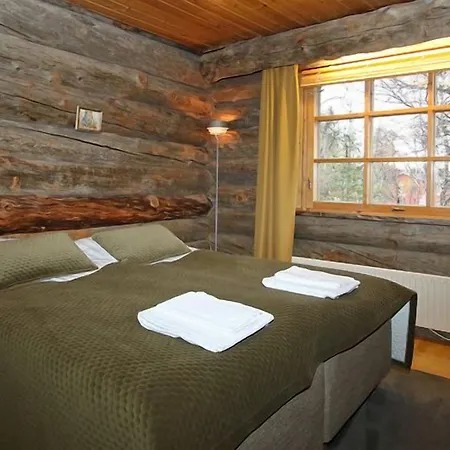 Pensionat Kuukkeli Log Teerenpesae Saariselkä