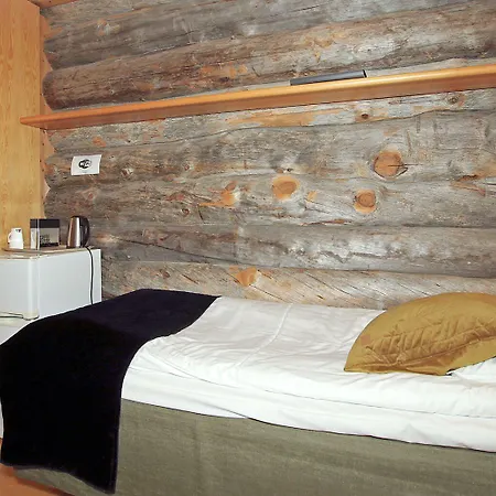 بيت ضيافة Kuukkeli Log Teerenpesae ساريسيلكا