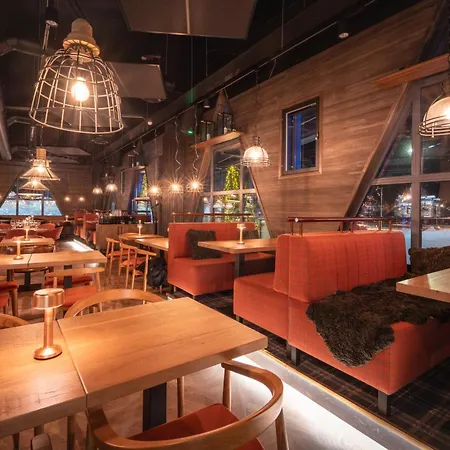 Kuukkeli Log Teerenpesae 4*