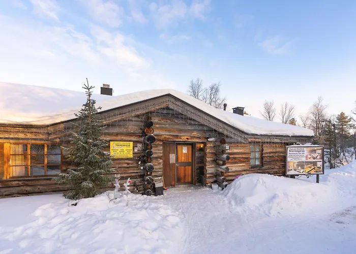 ゲストハウス Kuukkeli Log Teerenpesae サーリセルカ