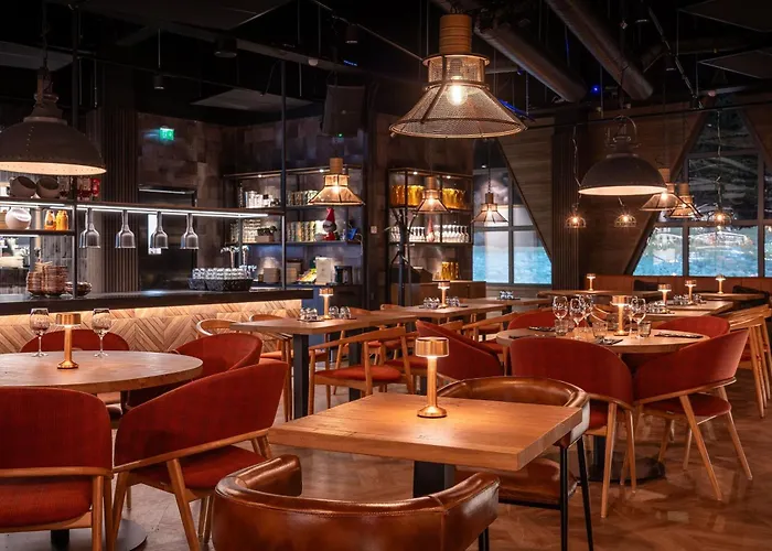 Kuukkeli Log Teerenpesae 4*