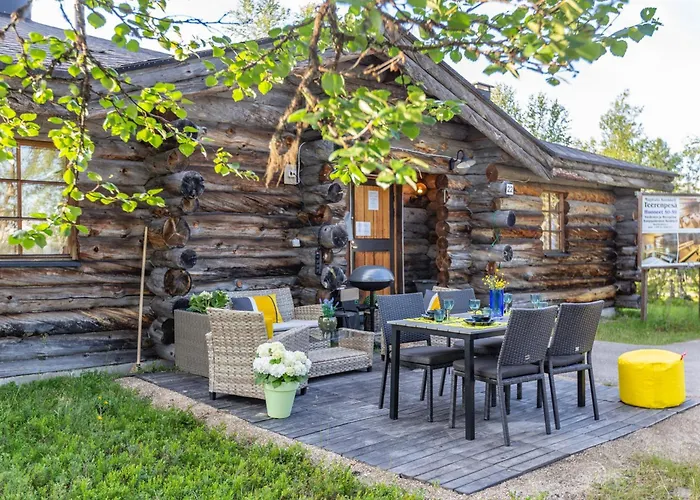 Kuukkeli Log Teerenpesae ゲストハウス サーリセルカ