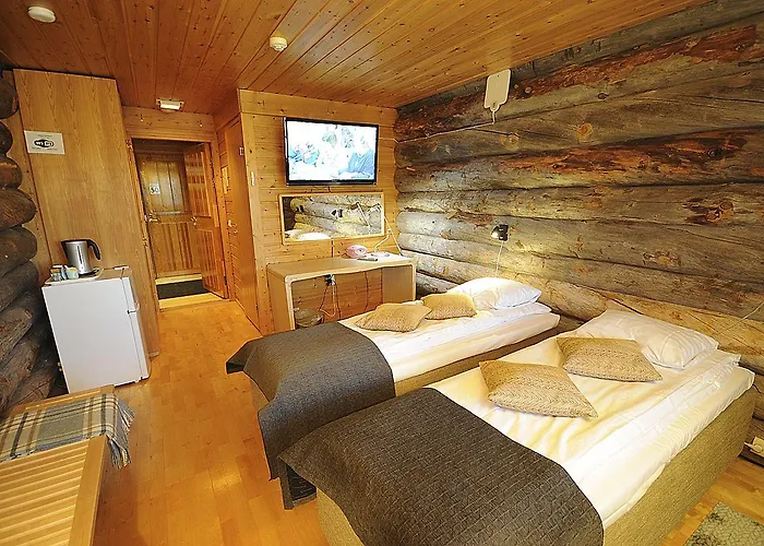 Kuukkeli Log Teerenpesae 4*