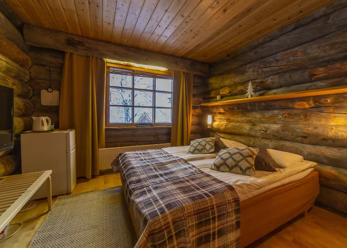 Kuukkeli Log Teerenpesae