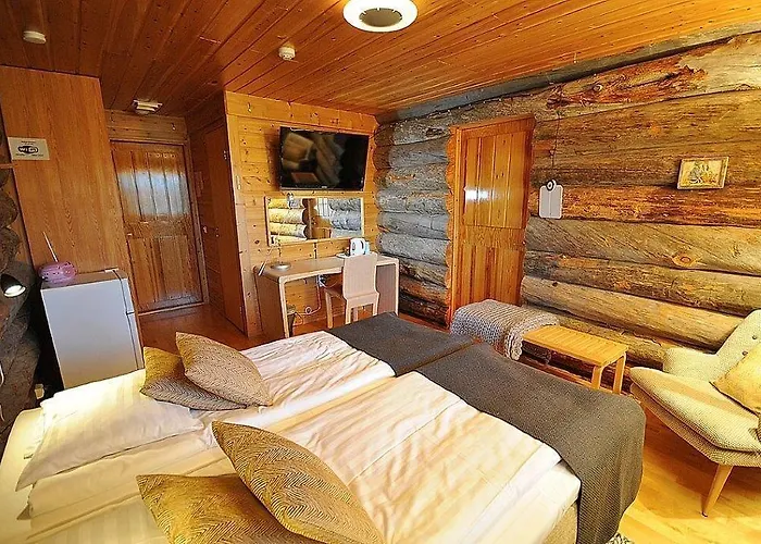 ゲストハウス Kuukkeli Log Teerenpesae