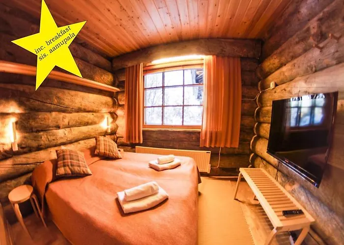 Kuukkeli Log Teerenpesae ゲストハウス