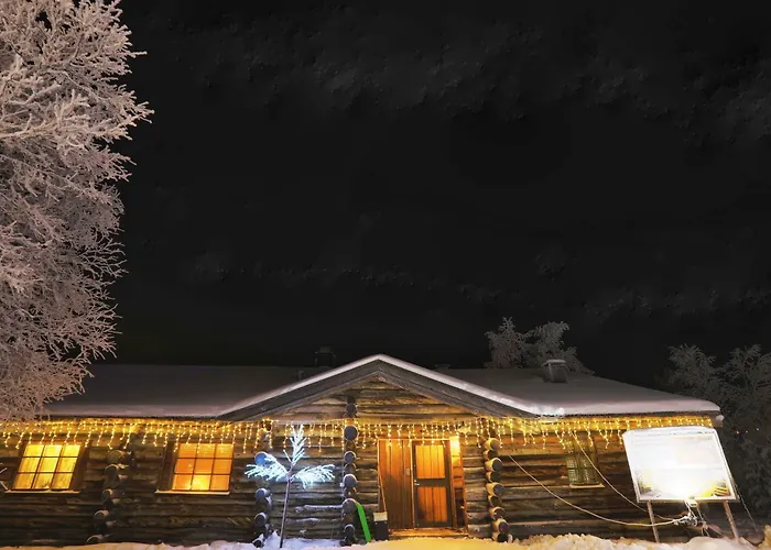 Kuukkeli Log Teerenpesae 4* サーリセルカ